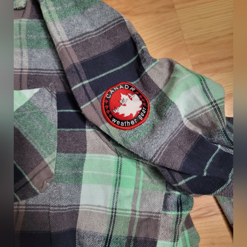 Flannel - Picture 4 of 4